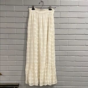 Walter Baker Elegant Cream Maxi Skirt